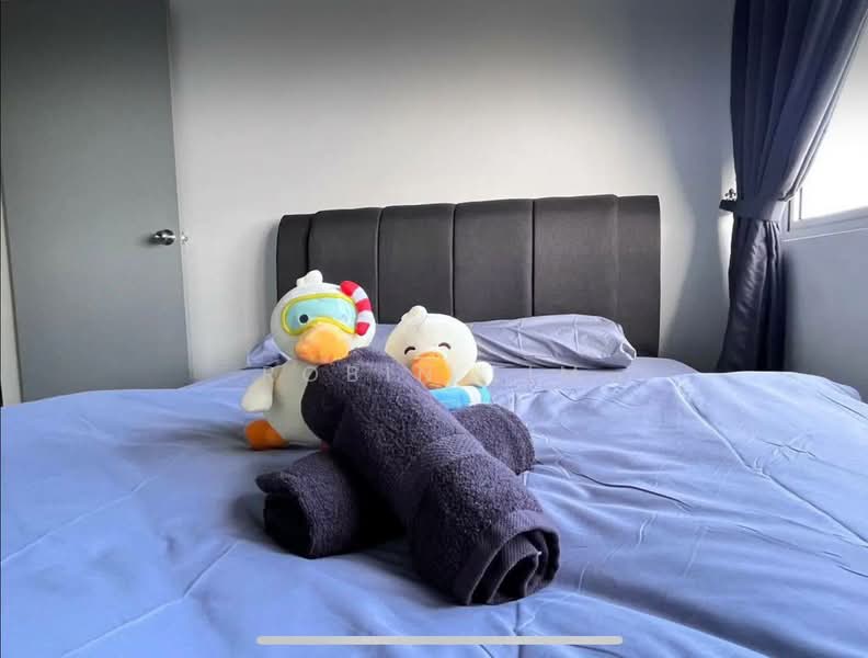 Apartment for Sale at Camellia Residence - Robin Lim - Bedroom - PropertyGuru.com.my