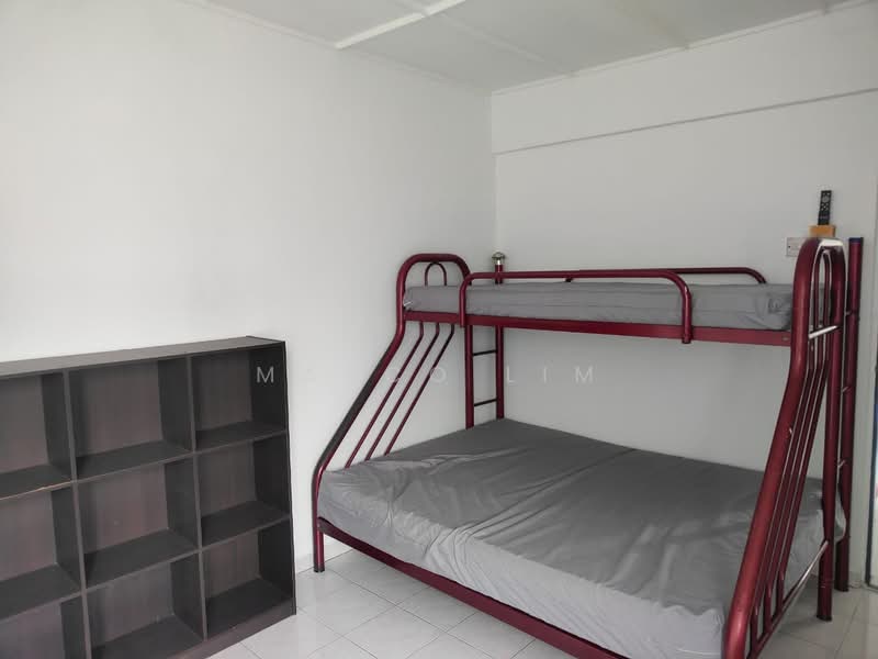 Flat for Rent at Desa Petaling Flat - Marco Lim - Bedroom - PropertyGuru.com.my