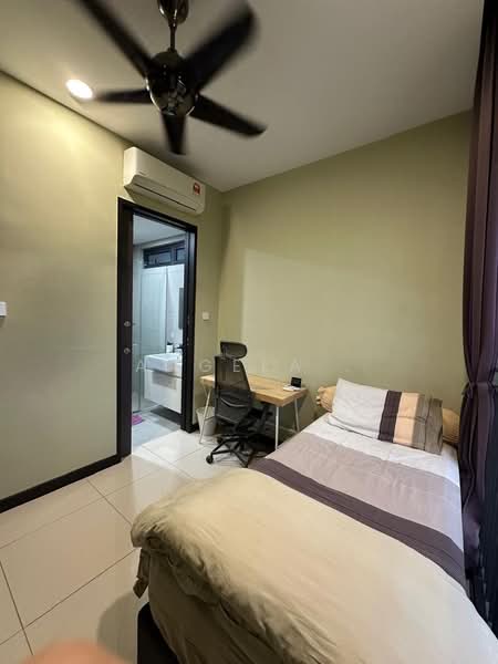 Service Residence for Sale at Skyluxe On The Park Bukit Jalil - Angela . - Bedroom - PropertyGuru.com.my