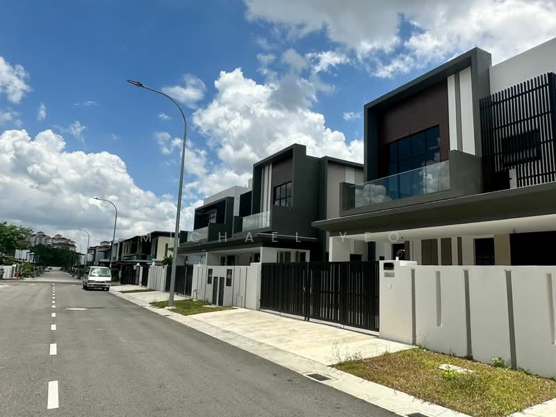 Danga Sutera untuk Untuk Disewa - RM 4,500 /bulan, Mac 2026 - Exterior - PropertyGuru.com.my