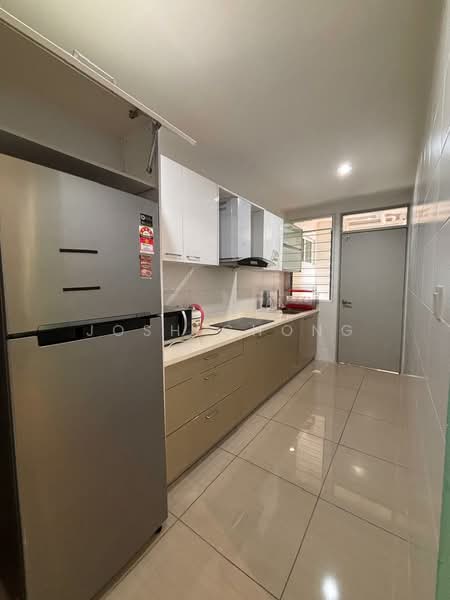 Hijauan Saujana untuk Untuk Disewa - RM 2,500 /bulan, Mac 2026 - Kitchen - PropertyGuru.com.my