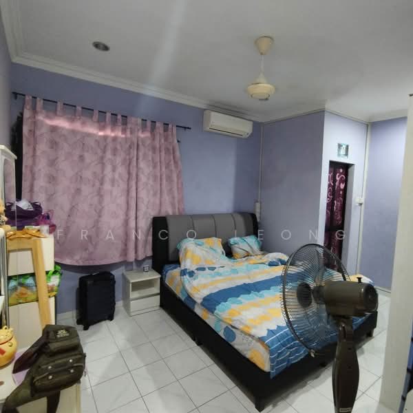 Townhouse for Sale in Sungai Buloh (Selangor) - Franco Leong - Bedroom - PropertyGuru.com.my