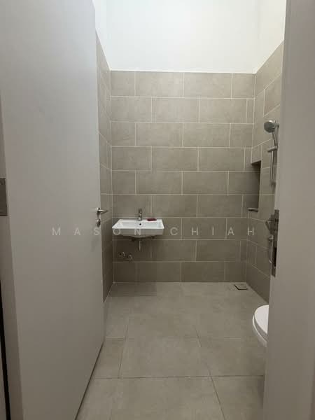 Semi-Detached House for Sale in Setia Eco Park (Setia Alam) - Mason Chiah - Bathroom - PropertyGuru.com.my