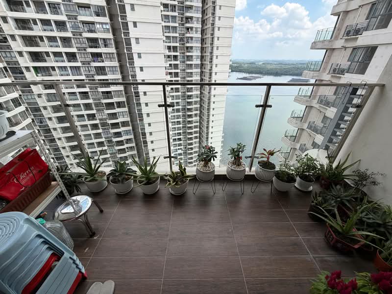 Condominium for Sale at Bay Laurel @ Country Garden Danga Bay - Siow Yan Er - Balcony - PropertyGuru.com.my