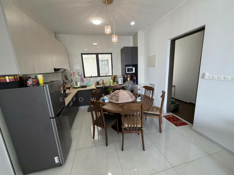 Condominium for Sale at Bay Laurel @ Country Garden Danga Bay - Siow Yan Er - Kitchen - PropertyGuru.com.my