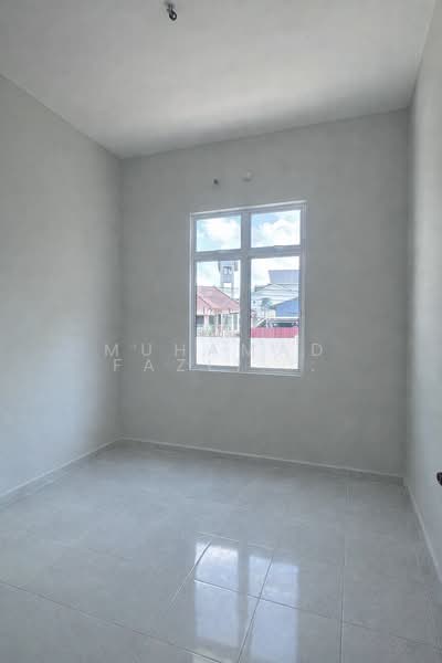 Semi-D 4 Bilik tepi Jalan Limbat @ Depan Taman Binaraya, Limbat, Kota Bharu untuk Untuk Dijual - RM 430,000, Apr 2026 - Interior - PropertyGuru.com.my