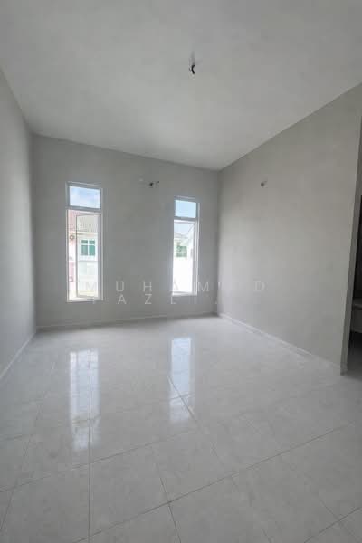 Semi-D 4 Bilik tepi Jalan Limbat @ Depan Taman Binaraya, Limbat, Kota Bharu untuk Untuk Dijual - RM 430,000, Apr 2026 - Interior - PropertyGuru.com.my