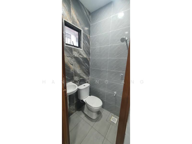 Kulai untuk Untuk Dijual - RM 318,000, Mac 2026 - Bathroom - PropertyGuru.com.my