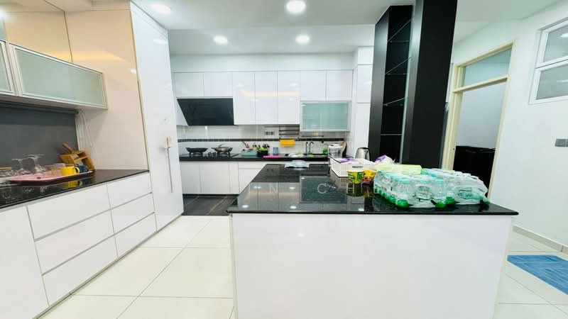 Cluster House for Rent in Bukit Indah (Iskandar Puteri (Nusajaya)) - Kelvin Chee - Kitchen - PropertyGuru.com.my