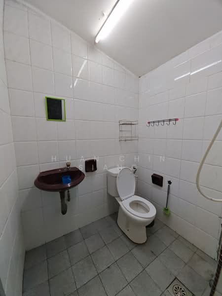 1-storey Terraced House for Sale in Skudai (Johor) - Huan Chin Siang - Bathroom - PropertyGuru.com.my