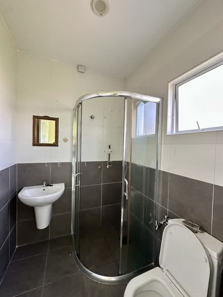 Semi-Detached House for Sale in Ipoh (Perak) - Levi Chong - Bathroom - PropertyGuru.com.my