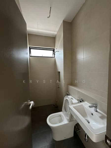Cluster House for Sale in Austin Crest (Johor Bahru) - Krystal Ho - Bathroom - PropertyGuru.com.my