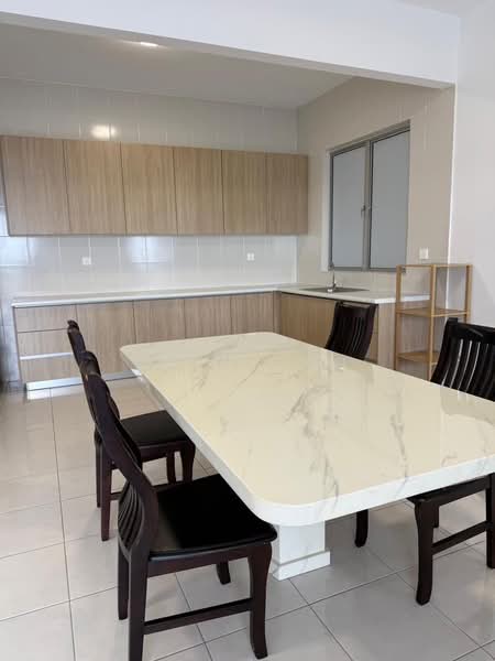 Seri Topaz untuk Untuk Disewa - RM 1,980 /bulan, Mac 2026 - Kitchen - PropertyGuru.com.my