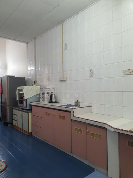 1-storey Terraced House for Sale in Taman Kamunting Maju (Kamunting) - See Khei Leong - Kitchen - PropertyGuru.com.my