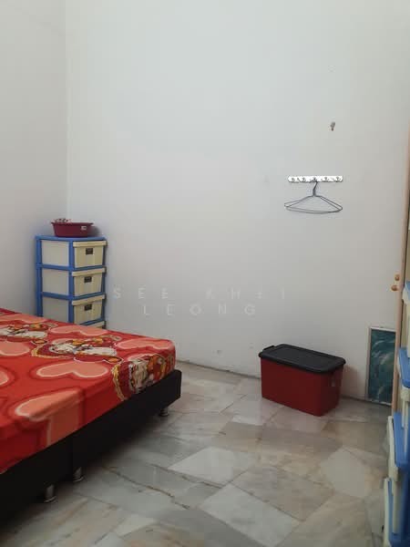 1-storey Terraced House for Sale in Taman Kamunting Maju (Kamunting) - See Khei Leong - Bedroom - PropertyGuru.com.my