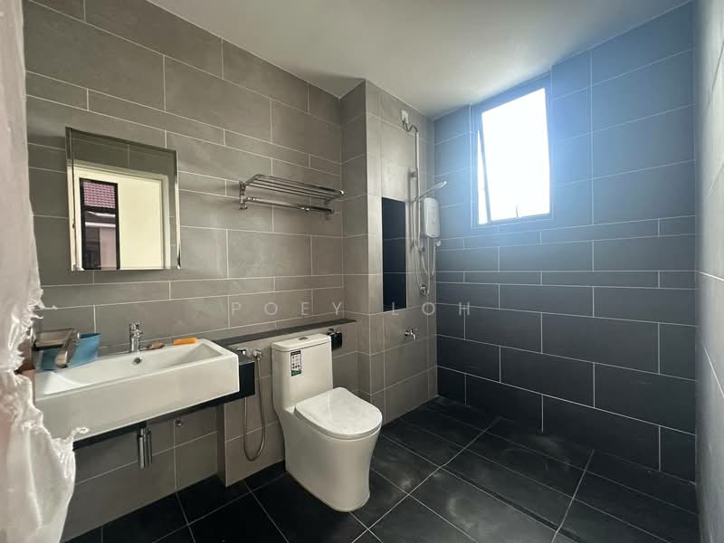 2-storey Terraced House for Rent in Johor Bahru (Johor) - Poey Loh - Bathroom - PropertyGuru.com.my