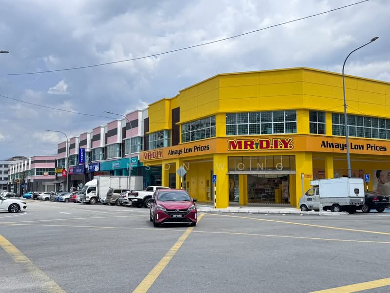 2 Storey Shoplot Sentosa Square, Bukit Sentosa Rawang untuk Untuk Disewa - RM 7,500 /bulan, Apr 2026 - Exterior - PropertyGuru.com.my