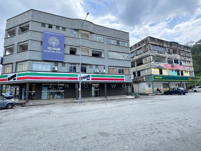 2 Storey Shoplot Sentosa Square, Bukit Sentosa Rawang untuk Untuk Disewa - RM 7,500 /bulan, Apr 2026 - Exterior - PropertyGuru.com.my