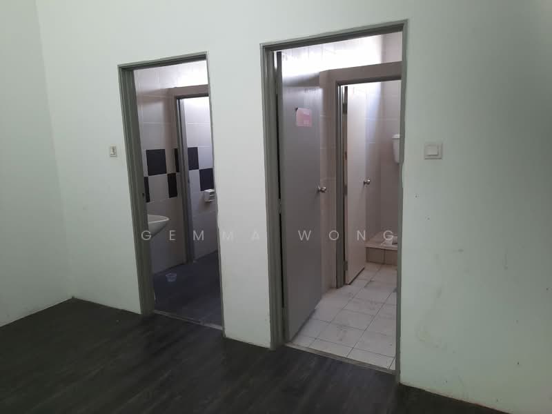 Factory for Rent in Iskandar Puteri (Nusajaya) (Johor) - Gemma Wong - Bathroom - PropertyGuru.com.my