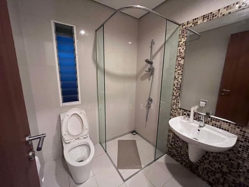 Central Park condominium untuk Untuk Disewa - RM 4,000 /bulan, Mac 2026 - Bathroom - PropertyGuru.com.my