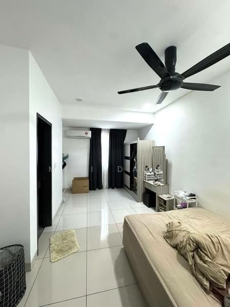 2-storey Terraced House for Sale in Taman Mount Austin (Tebrau) - Melinda Ee - Bedroom - PropertyGuru.com.my