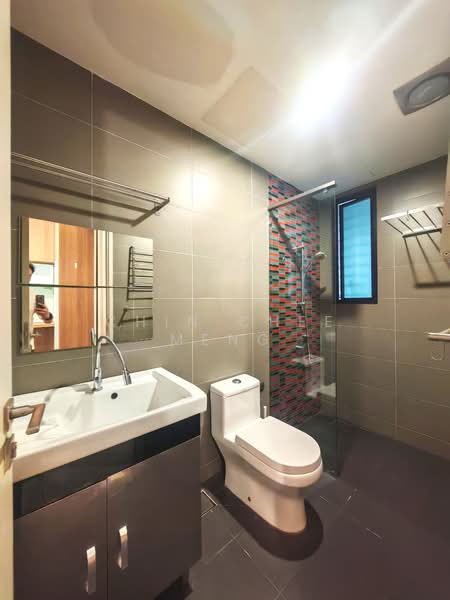 Service Residence for Sale at The Leafz @ Dedaun - Chin Chee Meng - Bathroom - PropertyGuru.com.my