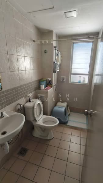 Desa Putra untuk Untuk Dijual - RM 660,000, Mac 2026 - Bathroom - PropertyGuru.com.my