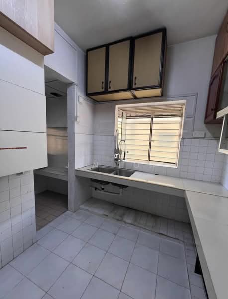 Apartment for Sale at Taman Desa Batu Caves - Jun How - Kitchen - PropertyGuru.com.my