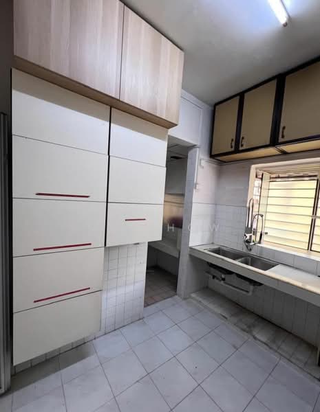 Apartment for Sale at Taman Desa Batu Caves - Jun How - Kitchen - PropertyGuru.com.my