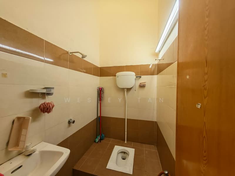 Merlimau untuk Untuk Dijual - RM 420,000, Mac 2026 - Bathroom - PropertyGuru.com.my