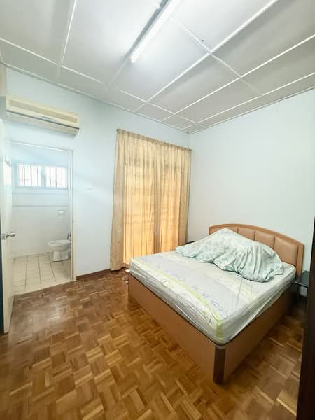 2-storey Terraced House for Sale in Taman Impian Emas (Skudai) - Robin Lim - Bedroom - PropertyGuru.com.my