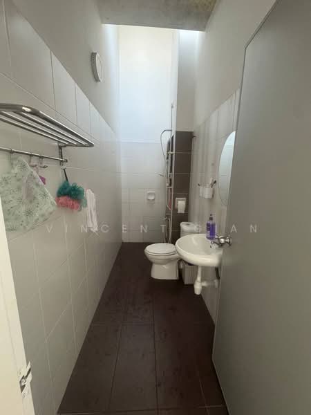 2-storey Terraced House for Sale in Setia Eco Village (Gelang Patah) - Vincent Gian - Bathroom - PropertyGuru.com.my