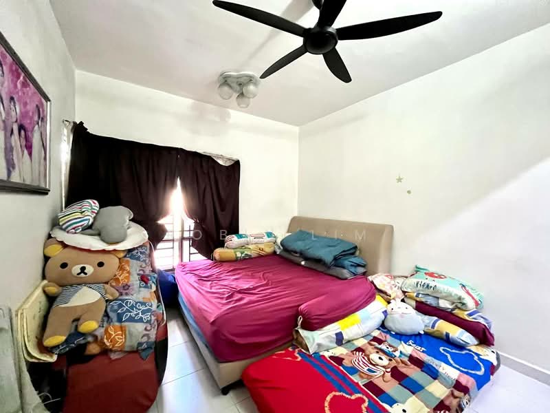 Apartment for Sale at M'tiara - Robin Lim - Bedroom - PropertyGuru.com.my