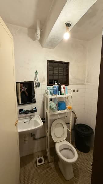 2.5-storey Terraced House for Sale in Desa Setapak (Wangsa Maju) - David Chung - Bathroom - PropertyGuru.com.my