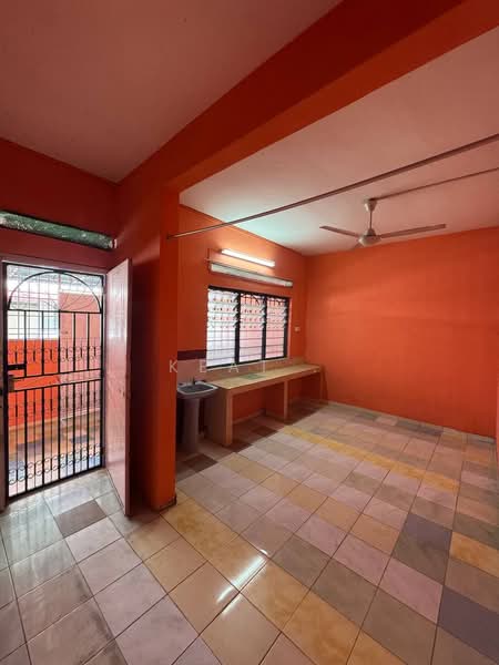 2-storey Terraced House for Sale in Taman Pertama (Ipoh) - KEAT . - PropertyGuru.com.my