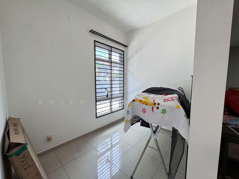2-storey Terraced House for Sale in Taman Tiram Jaya (Ulu Tiram) - Shieh Long Chen - Interior - PropertyGuru.com.my