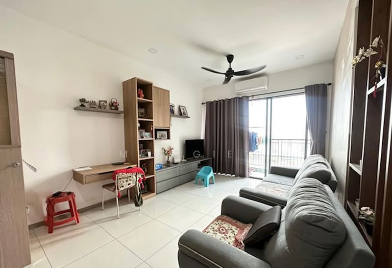 Kondominium untuk Dijual di Skyview Residence - Minggie . - Living Room - PropertyGuru.com.my