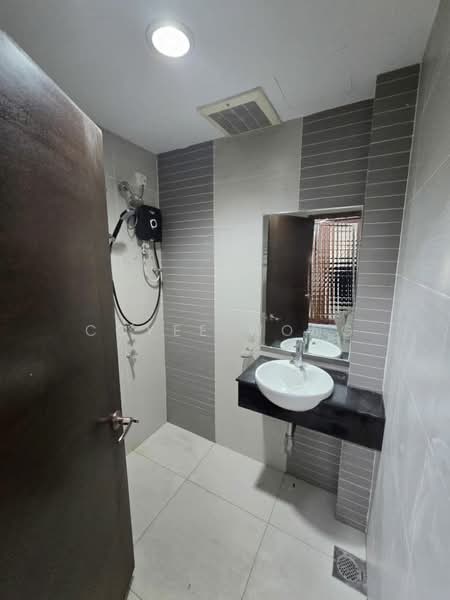 Bandar Menjalara, 2sty House, More Parking, Freehold, Near Guard House, Reno, Kepong untuk Untuk Dijual - RM 1,200,000, Mac 2026 - Bathroom - PropertyGuru.com.my