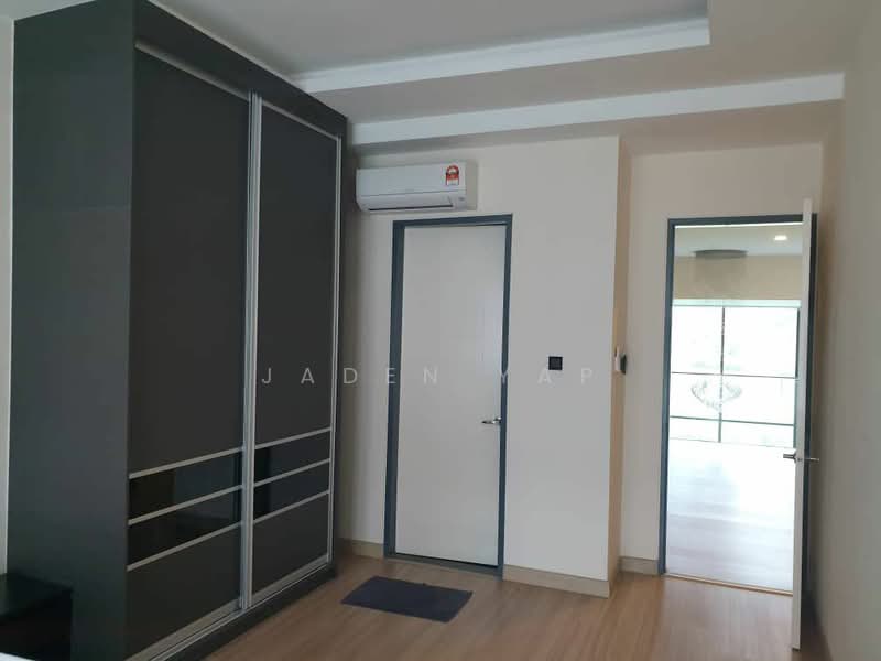 3-storey Terraced House for Sale in Bandar Nusaputra (Puchong) - Jaden Yap - PropertyGuru.com.my