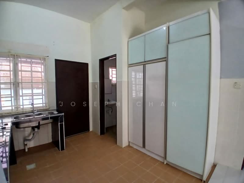 Bukit Bandaraya untuk Untuk Dijual - RM 670,000, Apr 2026 - Kitchen - PropertyGuru.com.my