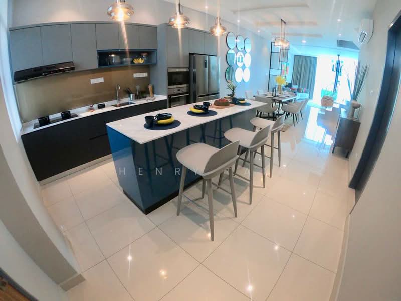 Rumah Teres 3 Tingkat untuk Dijual di Setia Alam (Selangor) - Henry Tan - Kitchen - PropertyGuru.com.my