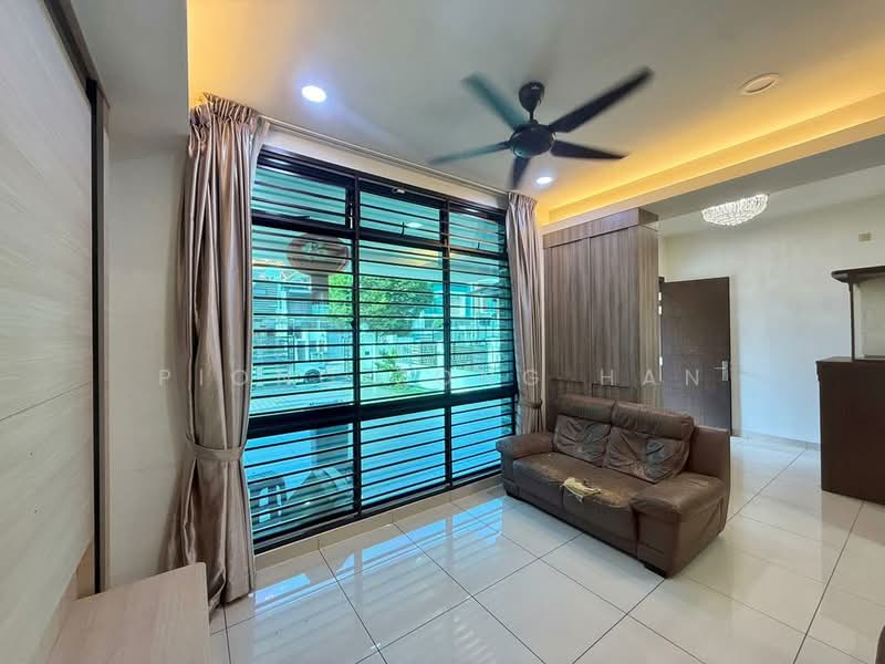 Seri Austin - Terrace Homes untuk Untuk Dijual - RM 900,000, Mac 2026 - Living Room - PropertyGuru.com.my