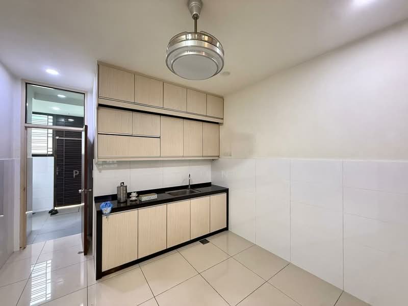 Seri Austin - Terrace Homes untuk Untuk Dijual - RM 900,000, Mac 2026 - Kitchen - PropertyGuru.com.my