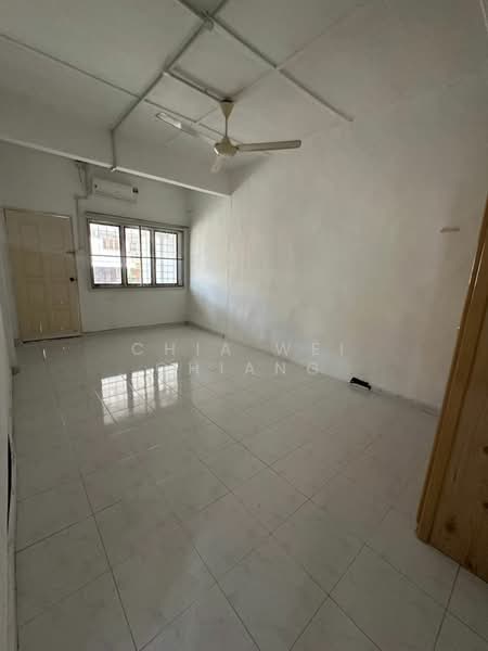 2-storey Terraced House for Rent in Taman Sri Tebrau (Johor Bahru) - Chia Wei Chiang - Living Room - PropertyGuru.com.my