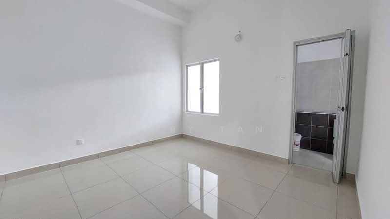 3-storey Terraced House for Sale in Shah Alam (Selangor) - Henry Tan - Interior - PropertyGuru.com.my
