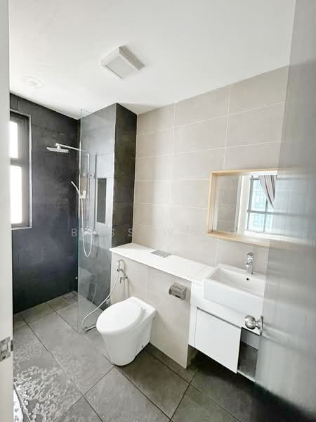 Service Residence for Sale at Setia Sky 88 - Bess Wong - Bathroom - PropertyGuru.com.my