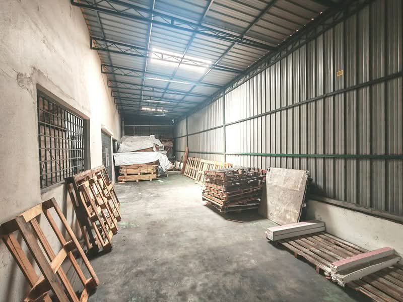Semi-D Factory for Sale in Kampung Bukit Kemuning (Shah Alam) - Zaty Jasmin - Interior - PropertyGuru.com.my