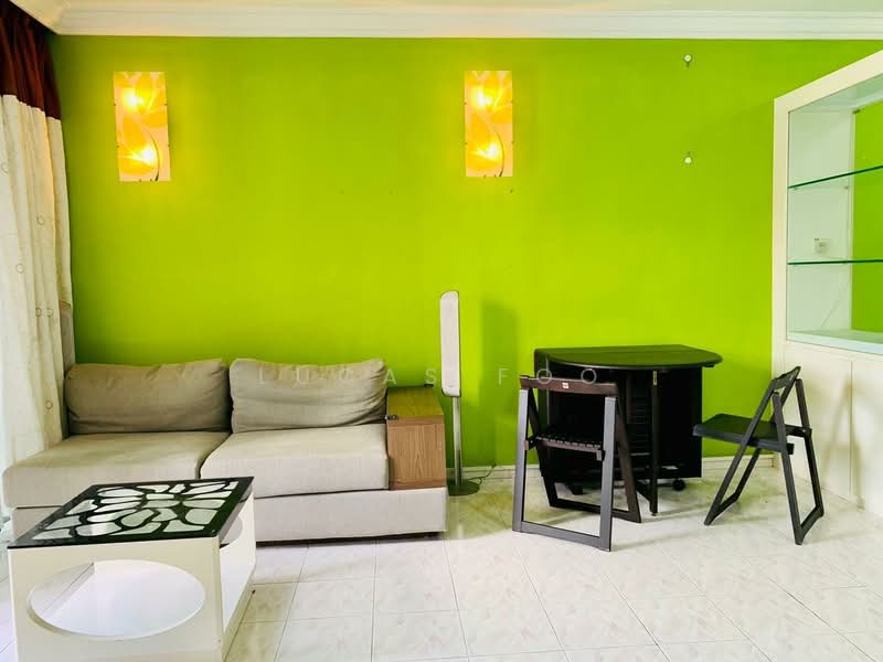 Pangsapuri untuk Disewa di Taman Kristal - Lucas Foo - Living Room - PropertyGuru.com.my
