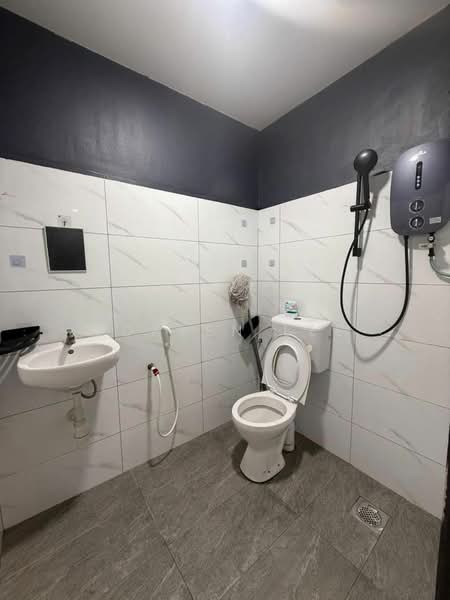 Bungalow Land for Sale in Johor Bahru (Johor) - Joreen Lee - Bathroom - PropertyGuru.com.my