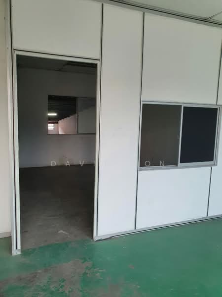 Terrace Factory for Sale in Taman Industri Selesa Jaya (Balakong) - David Oon - Interior - PropertyGuru.com.my